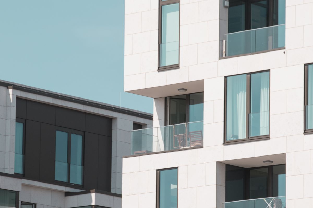 Leasehold apartment building where SA consent and subletting rules apply