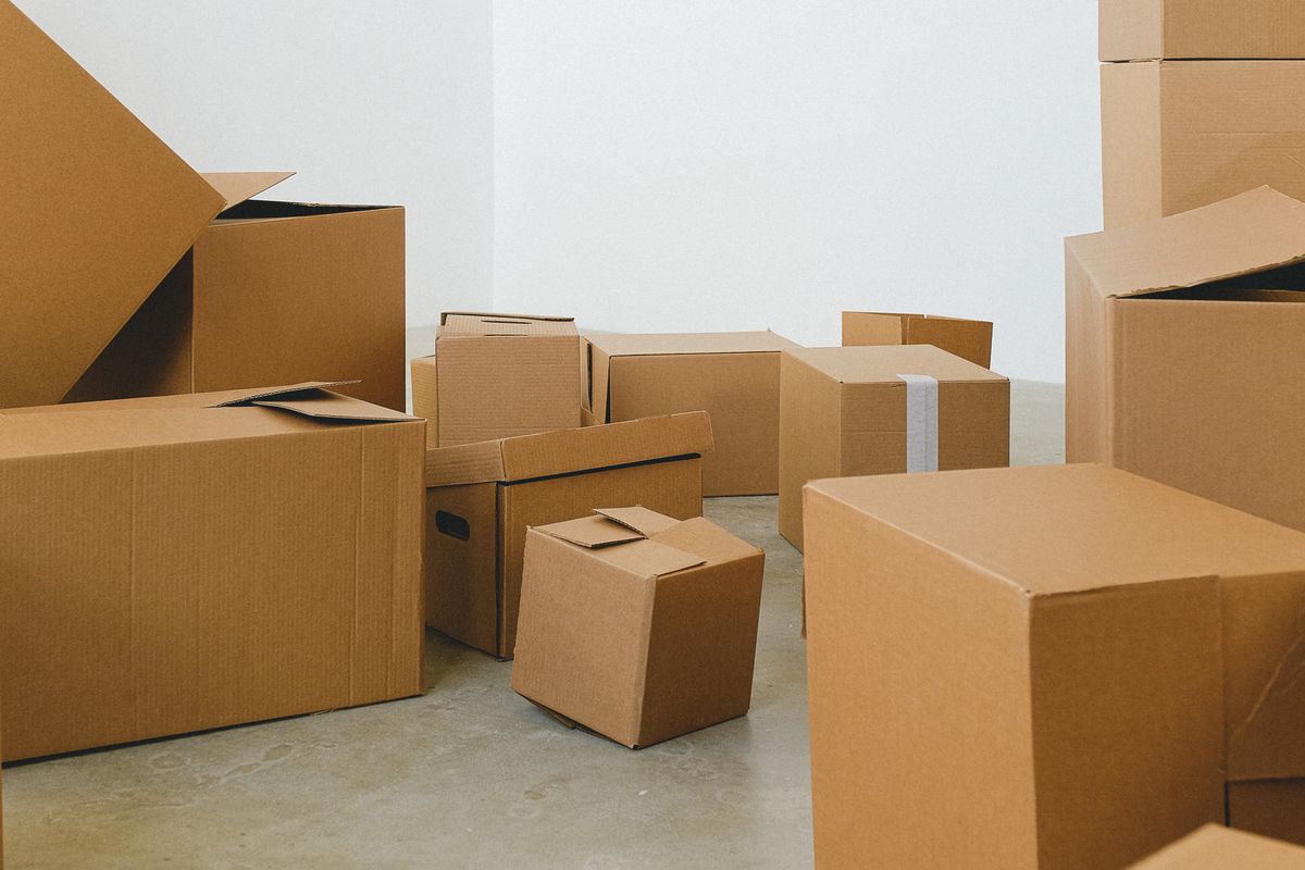Moving boxes in a property after a tenant has given notice to leave